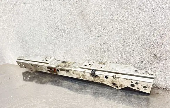 Opel Insignia A Top upper radiator support slam panel 13354566