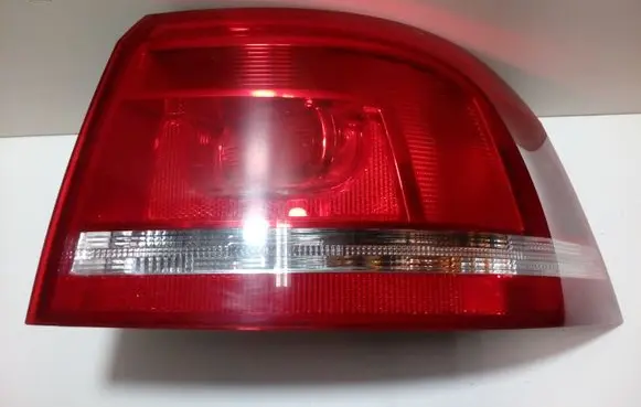 Volkswagen PASSAT B7 Rear/tail lights 3AF945096G
