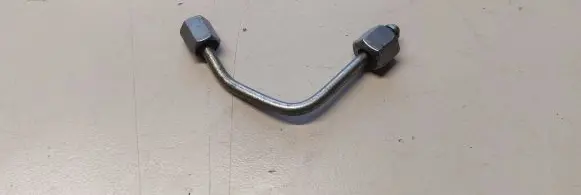 Fuel injector supply line/pipe