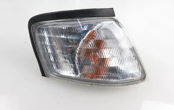 Nissan Primera Front indicator light 183515B