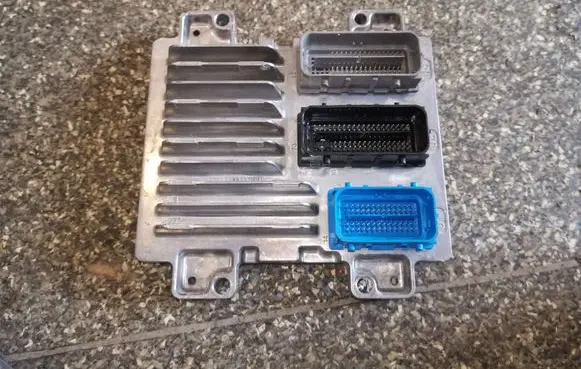 Buick Encore I Engine control unit/module 12695536