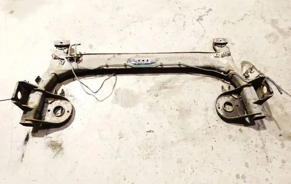 Renault Laguna III Rear subframe 