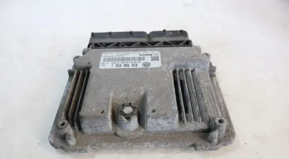 Volkswagen Golf V Engine control unit/module ECU 0281014899