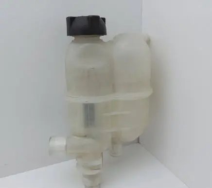 Smart ForTwo I Coolant expansion tank/reservoir 0005768V007