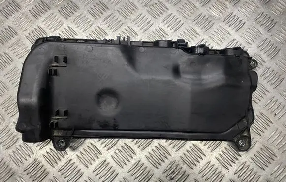 Mercedes-Benz X-class W470 Engine cover (trim) 175B13641R