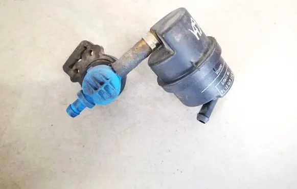 Mercedes-Benz CLS C219 Valve vacuum a2114700116