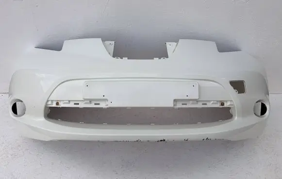 Nissan Leaf I (ZE0) Front bumper 620223NL0H