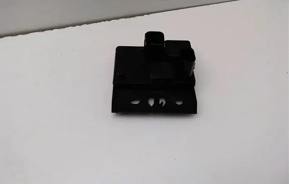 Ford C-MAX II Charging relay CM5T10C714BB