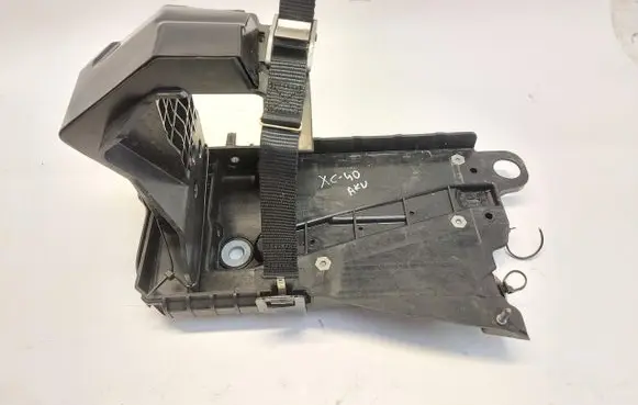 Volvo XC40 Battery bracket 31692980JLK01
