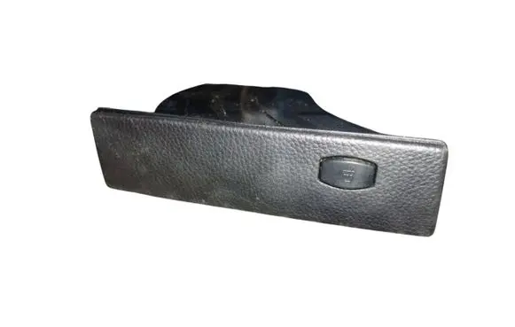 BMW 5 E60 E61 Cup holder 7063104