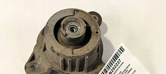 Mercedes-Benz Vito Viano W447 Engine mount vacuum valve A4472411113