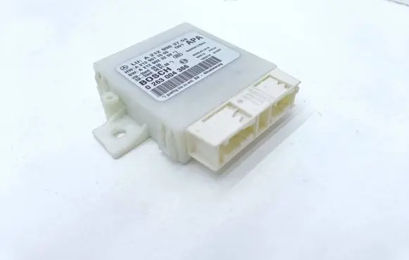 Mercedes-Benz E W212 Parking PDC control unit/module A2129003704 A2129011500 0263004366