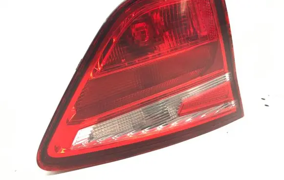 Seat Toledo IV (NH) Tailgate rear/tail lights 18491001 K5256