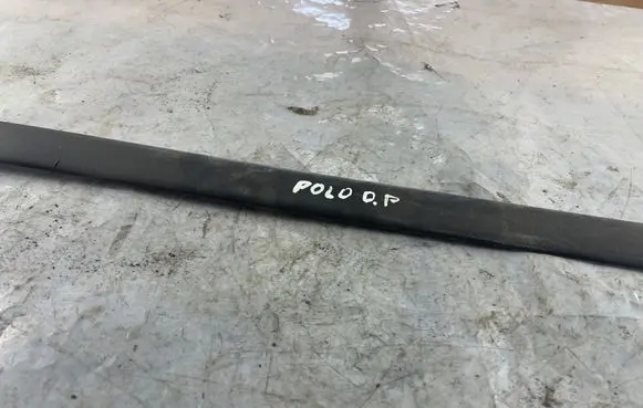 Volkswagen Polo III 6N 6N2 6NF Front door trim (molding) 6N4853072 6N4853072ES