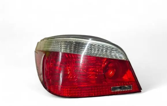 BMW 5 E60 E61 Rear/tail lights 6910767