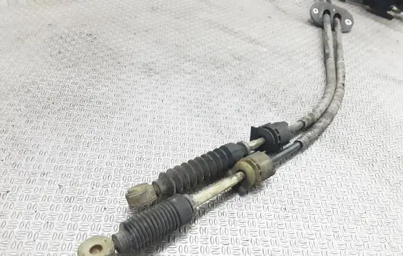Mazda 3 I Gear shift cable linkage