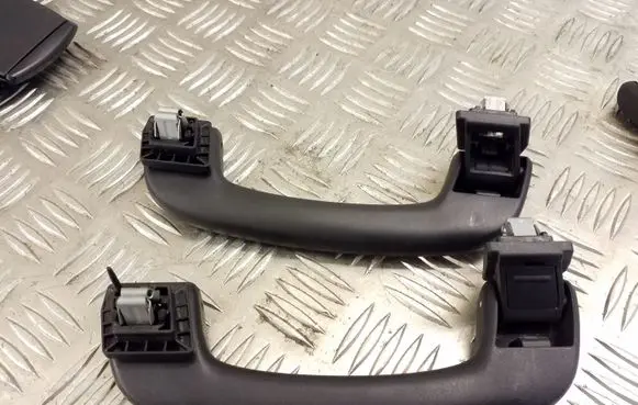 BMW X7 G07 Front interior roof grab handle