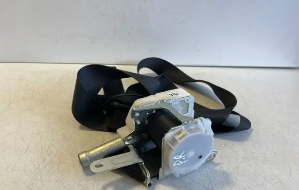 Toyota Corolla E210 E21 Front seatbelt 7P3200P 508712