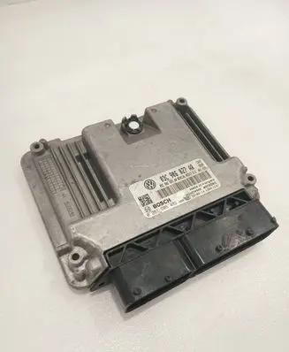 Volkswagen Polo V 6R Engine control unit/module 03C906027AR 0261S06492