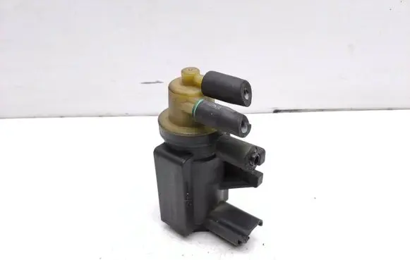 Volvo V40 Turbo solenoid valve 70163303 9672875080