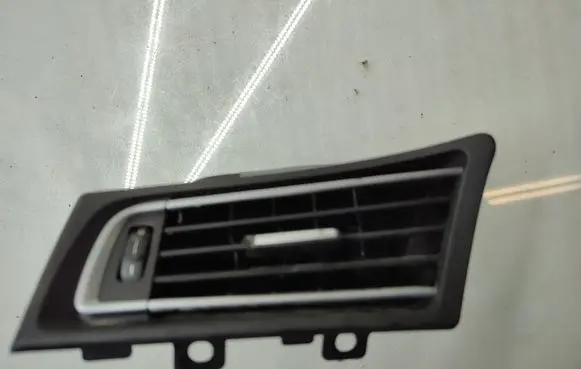 BMW 7 F01 F02 F03 F04 Dashboard side air vent grill/cover trim 9115857 9112149