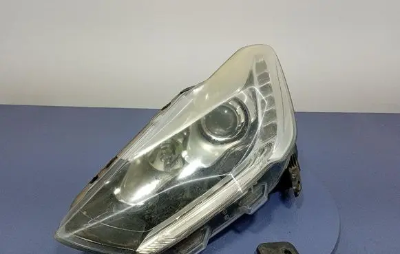 Citroen DS5 Headlight/headlamp 9802086680