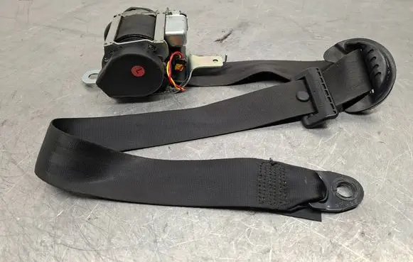 KIA Ceed Front seatbelt 888101H000 608481100