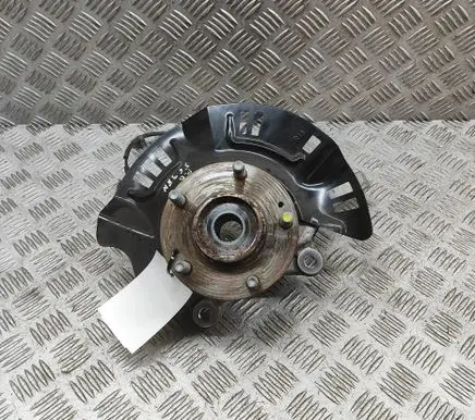 Front wheel hub