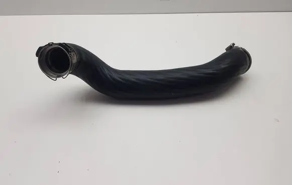 Volvo V40 Intercooler hose/pipe 31370648