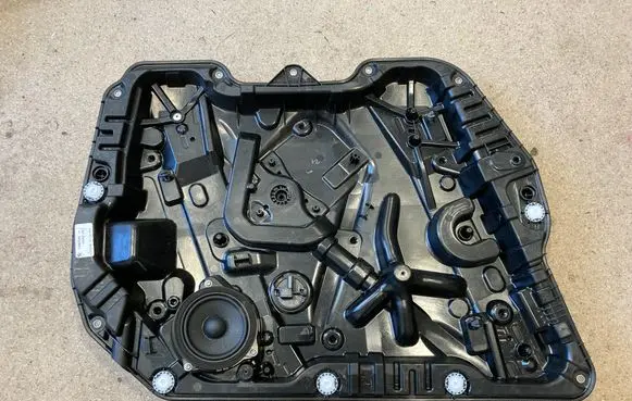 BMW X3 G01 Front window lifting mechanism without motor 7487599