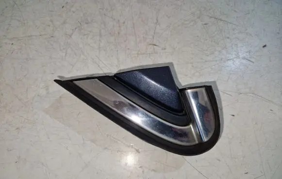 Honda CR-V Other front door trim element 212831263