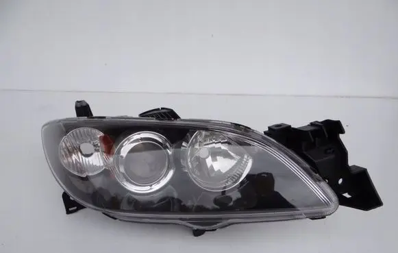 Mazda 3 I Headlight/headlamp