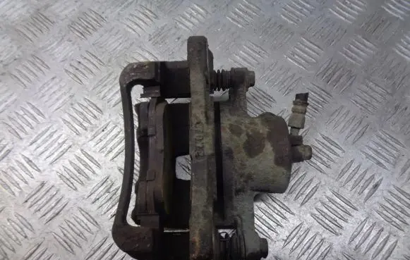 Chevrolet Lacetti Front brake caliper