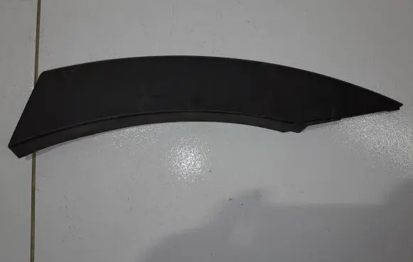 Hyundai Santa Fe Rear fender molding trim 877412W000