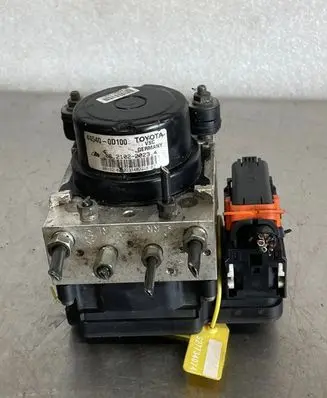 Toyota Yaris Master brake cylinder DOTOYOTAYARISIII3