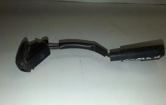 Ford Focus C-MAX Windshield washer spray nozzle XS4117666A