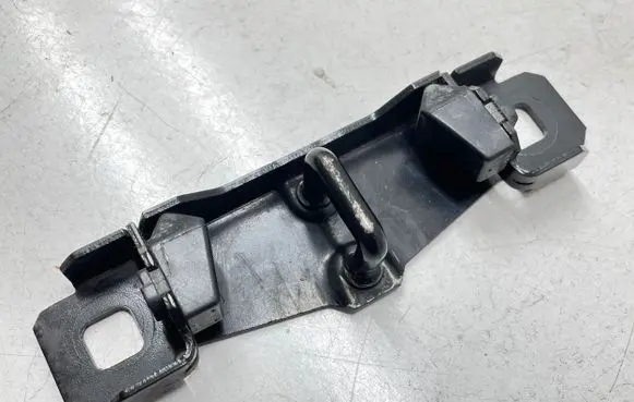 Land Rover Range Rover Evoque L538 Loading door lock loop/hook striker 3M51R404B12 231016