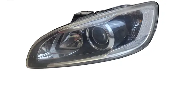 Volvo V60 Headlight/headlamp 31420108 90053126