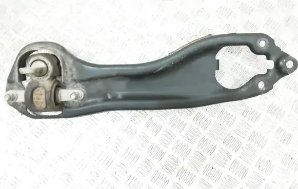 Chrysler Pacifica Rear control arm 68284315AD