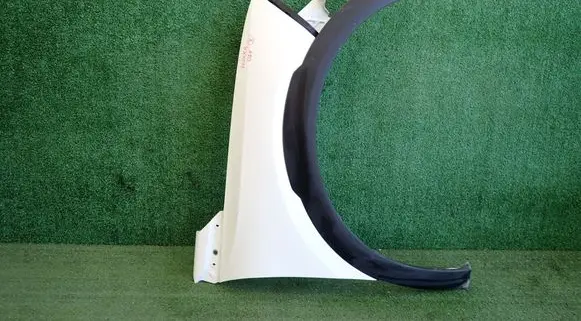 Opel Mokka B Fender 