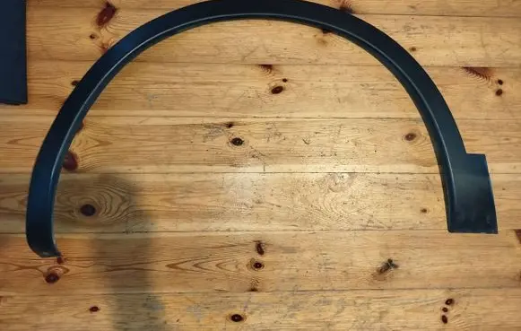 Nissan Qashqai Front arch trim 63811BR01A