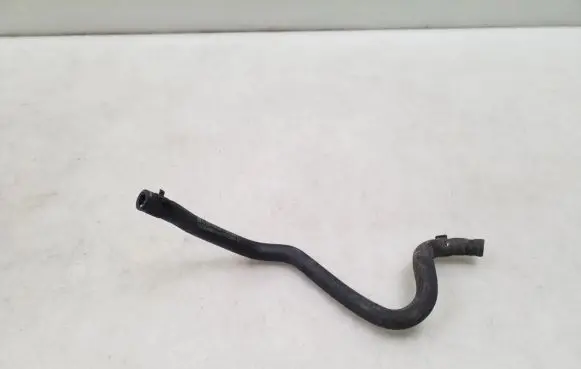 Opel Insignia A Engine coolant pipe/hose 13220154