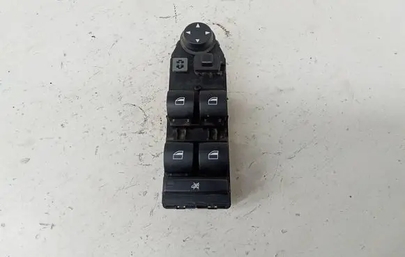 BMW 5 E60 E61 Electric window control switch 391539AD03 6951906 MT403200162