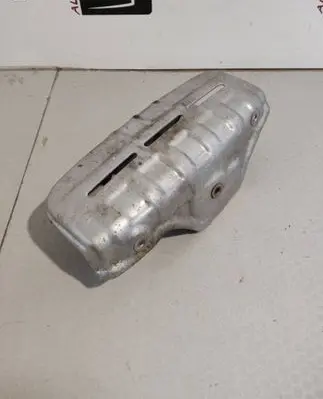 Volkswagen Golf VI Heat shield in engine bay 03C253041