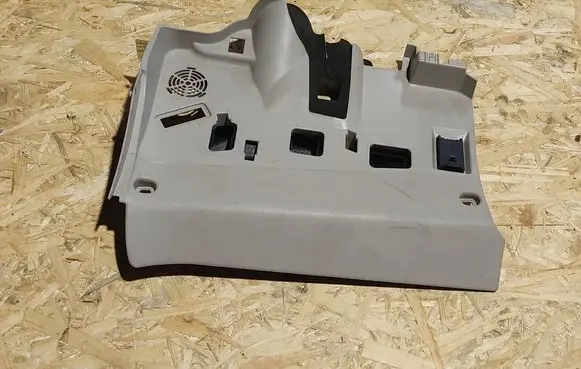 Dashboard lower bottom trim panel
