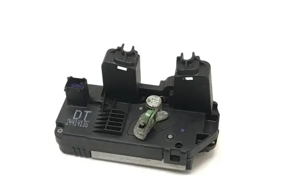 Opel Zafira A Rear door lock 24414135