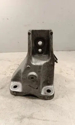 Jaguar XE Engine mounting bracket HK836061CB