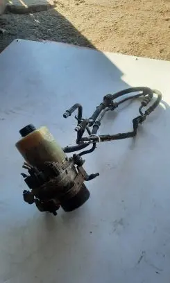 Ford Focus Power steering pump 1040085011094Z