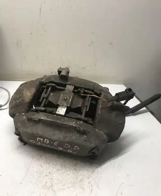 Mercedes-Benz E W211 Front brake caliper A2125400008