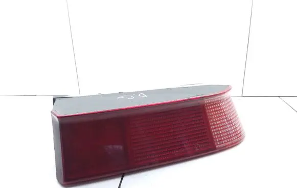 Alfa Romeo 164 Rear/tail lights E30243083 296802